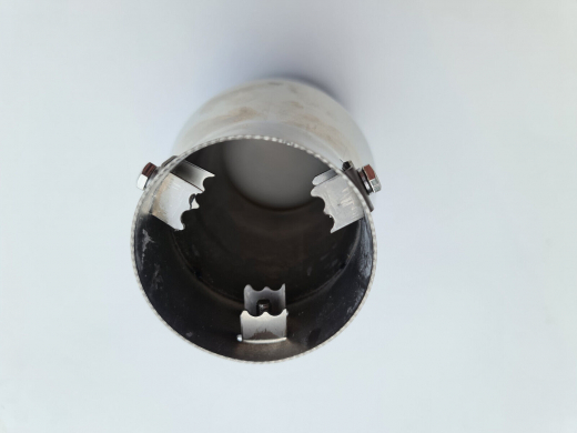 Auspuffblende Endrohr zum anschrauben 100 mm rund in Titan-Optik und bis max. 6,6 cm