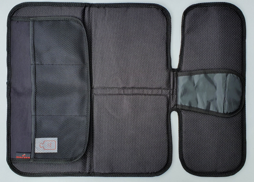 Kindersitzunterlage Walser George schwarz mit Taschen für Auto KFZ