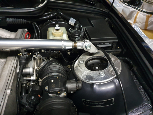 Domstrebe vorne OMP Aluminium passend für BMW 3er E36 318is 16V