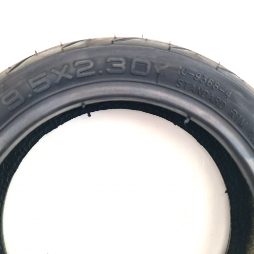 Reifen für E-Scooter von CST 9.5x 2.30, 4PR, C-9368 Tubeless