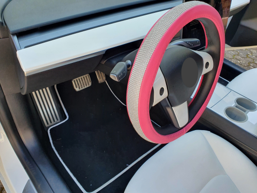 Lenkrad Bezug rosa pink mit 3344 einzeln gefassten Steinchen glitzernd funkelnd 37-39 cm