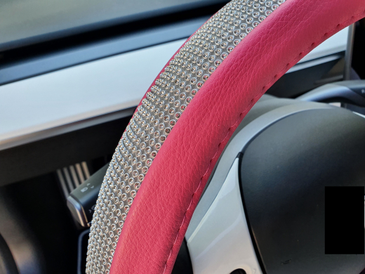 Lenkrad Bezug rosa pink mit 3344 einzeln gefassten Steinchen glitzernd funkelnd 37-39 cm