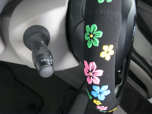 Lenkrad Bezug Schoner mit Blumen Muster Flower Power bunt griffig 37 - 39 cm