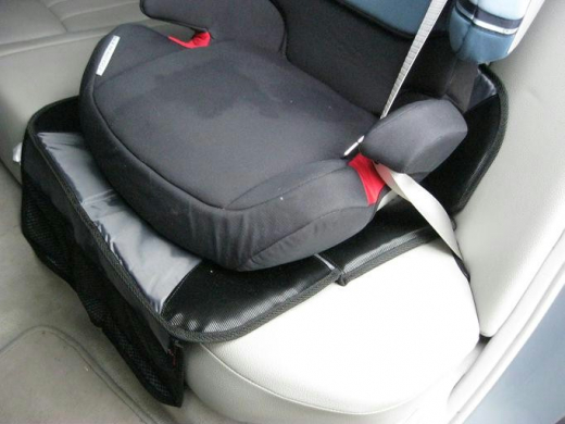 Kindersitzunterlage Walser Tidy-Fred grau-schwarz mit Taschen für Auto KFZ