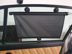 2 Stück Sonnenschutz Rollo für Seitenfenster Fensterscheibe 45 x 50 cm mit Saugnapf